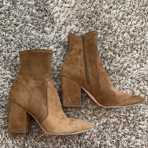 Loeffler Randall isla bootie, 6.5